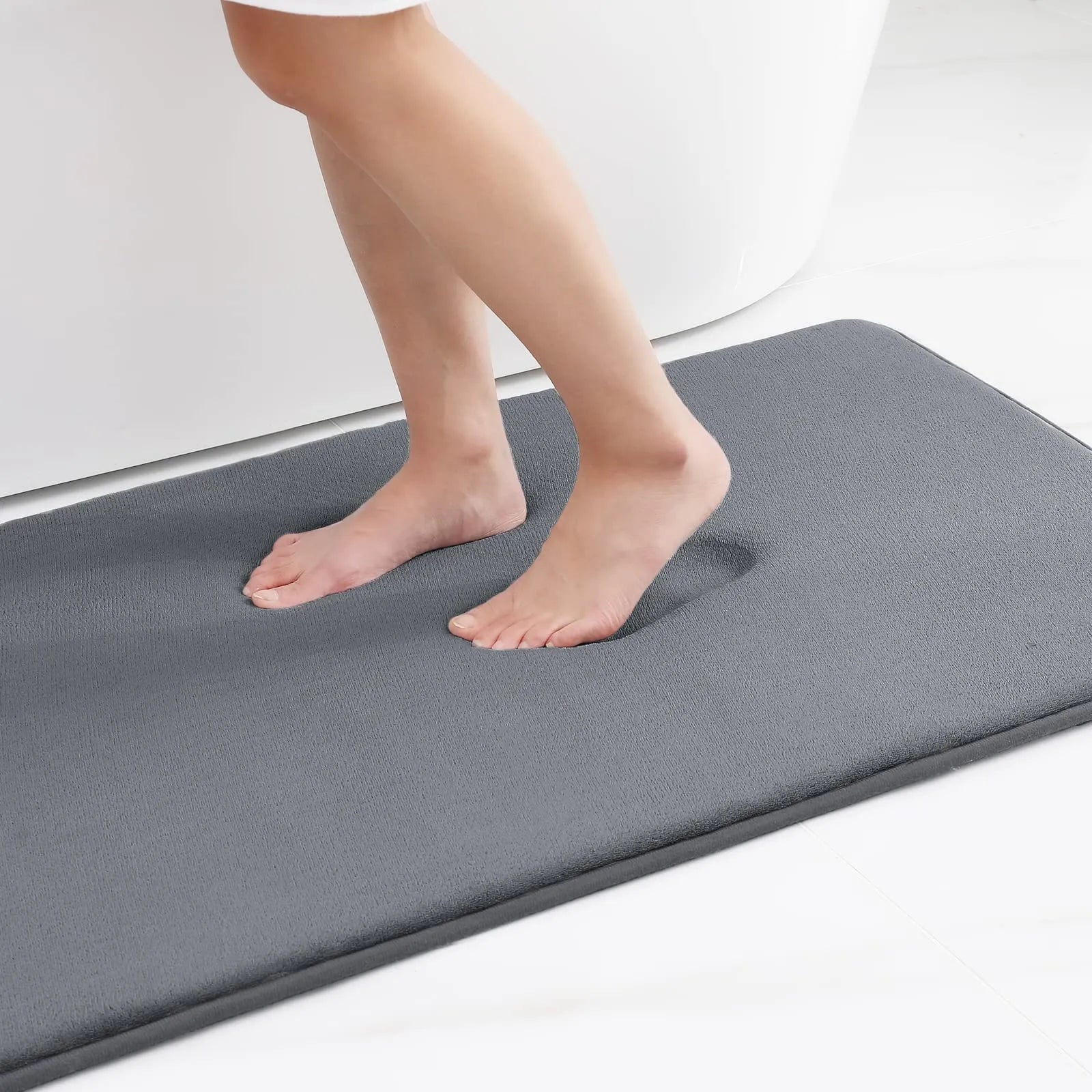 ULTRA soft and ULTRA absorbent bath mat