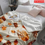 Plaid en Flanelle Douce Motif Automnal – Citrouilles et Feuilles d’Érable