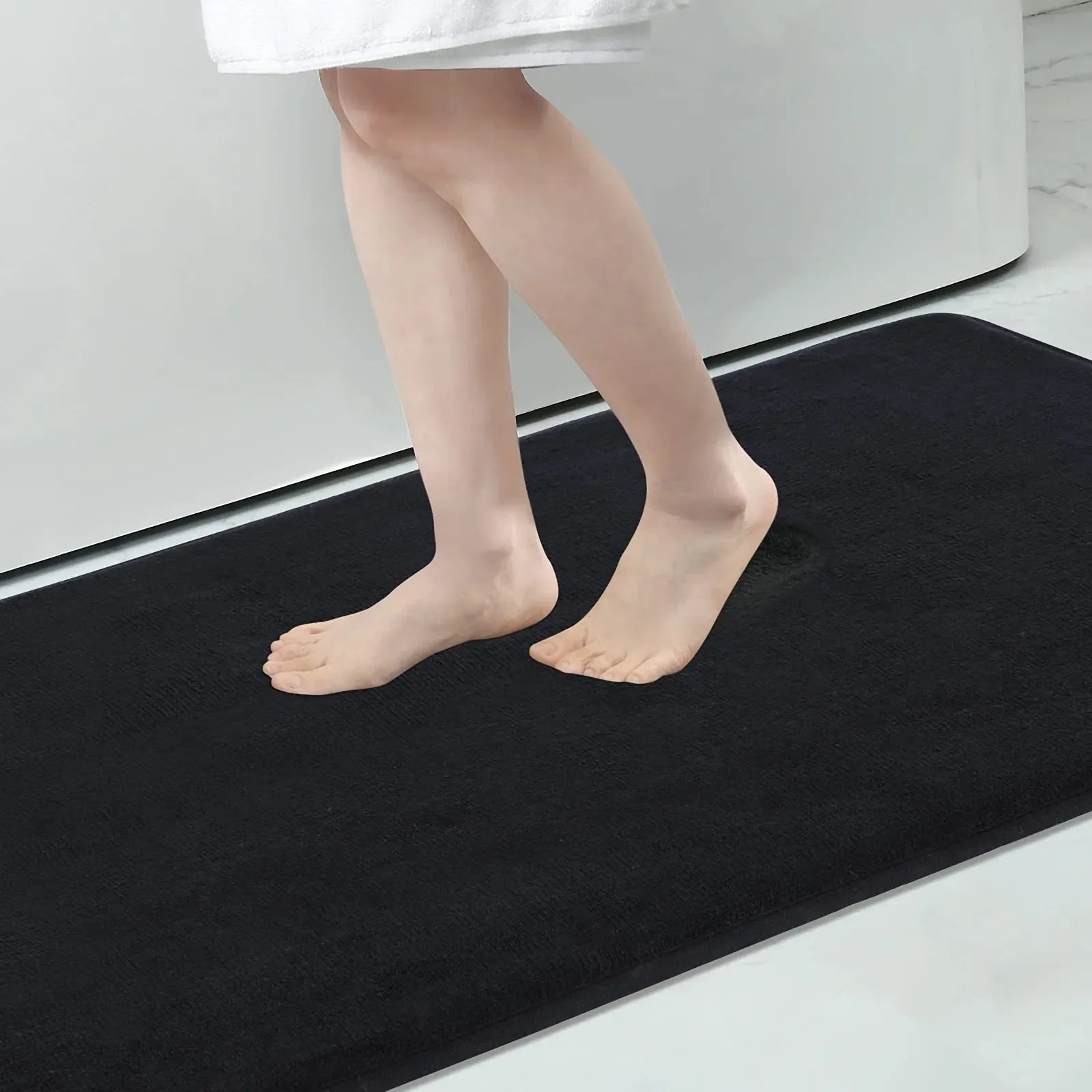 ULTRA soft and ULTRA absorbent bath mat