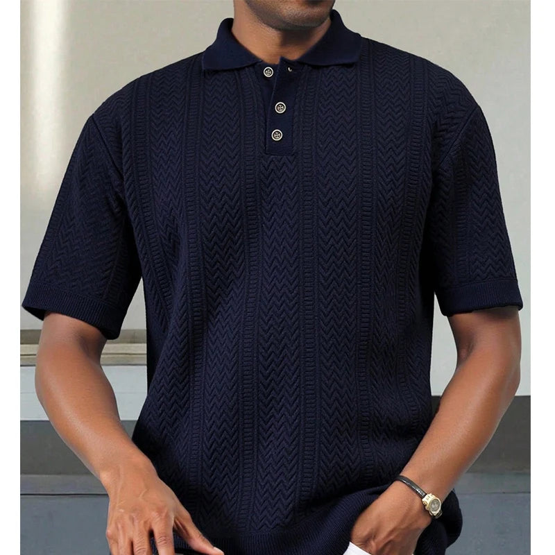 Polo homme en maille légère à manches courtes — col boutonné
