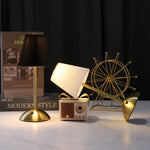 Lampe de Chevet LED Tactile - Abat-Jour Plissé