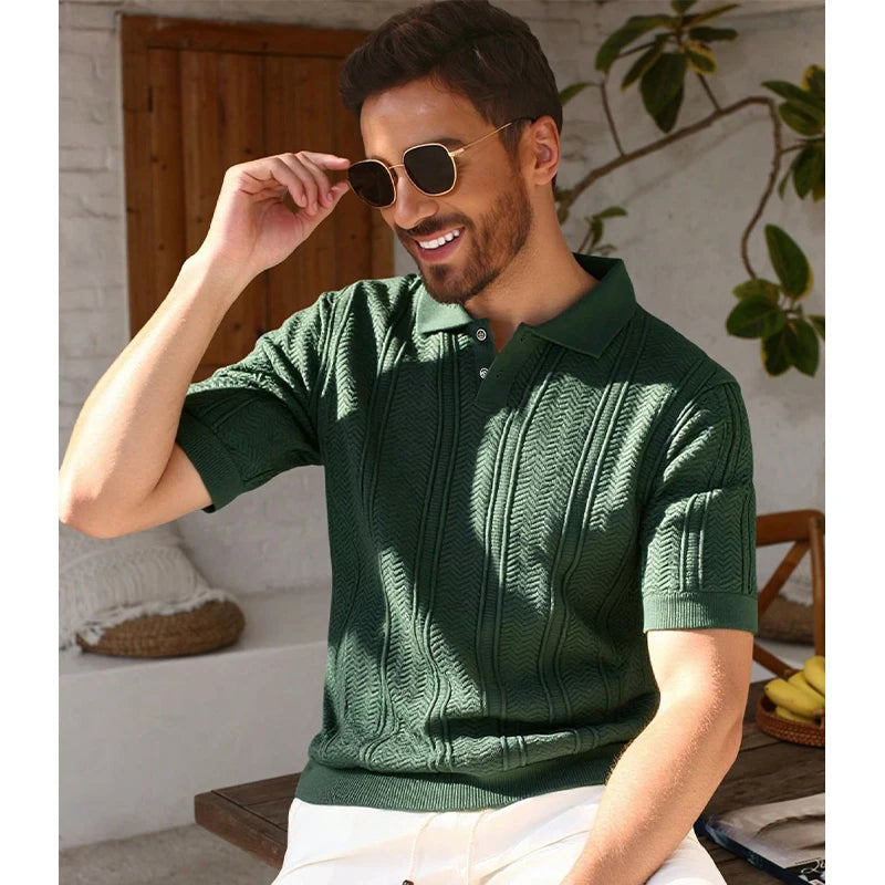 Polo homme en maille légère à manches courtes — col boutonné