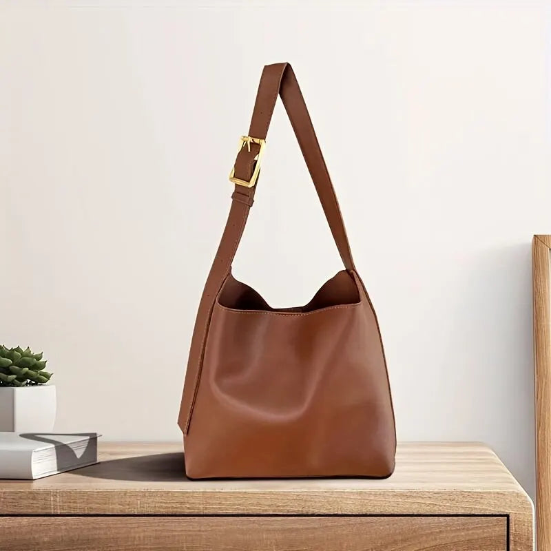 Sac Minimaliste en Cuir PU - Large Boucle Moderne