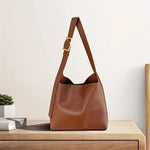 Sac Minimaliste en Cuir PU - Large Boucle Moderne