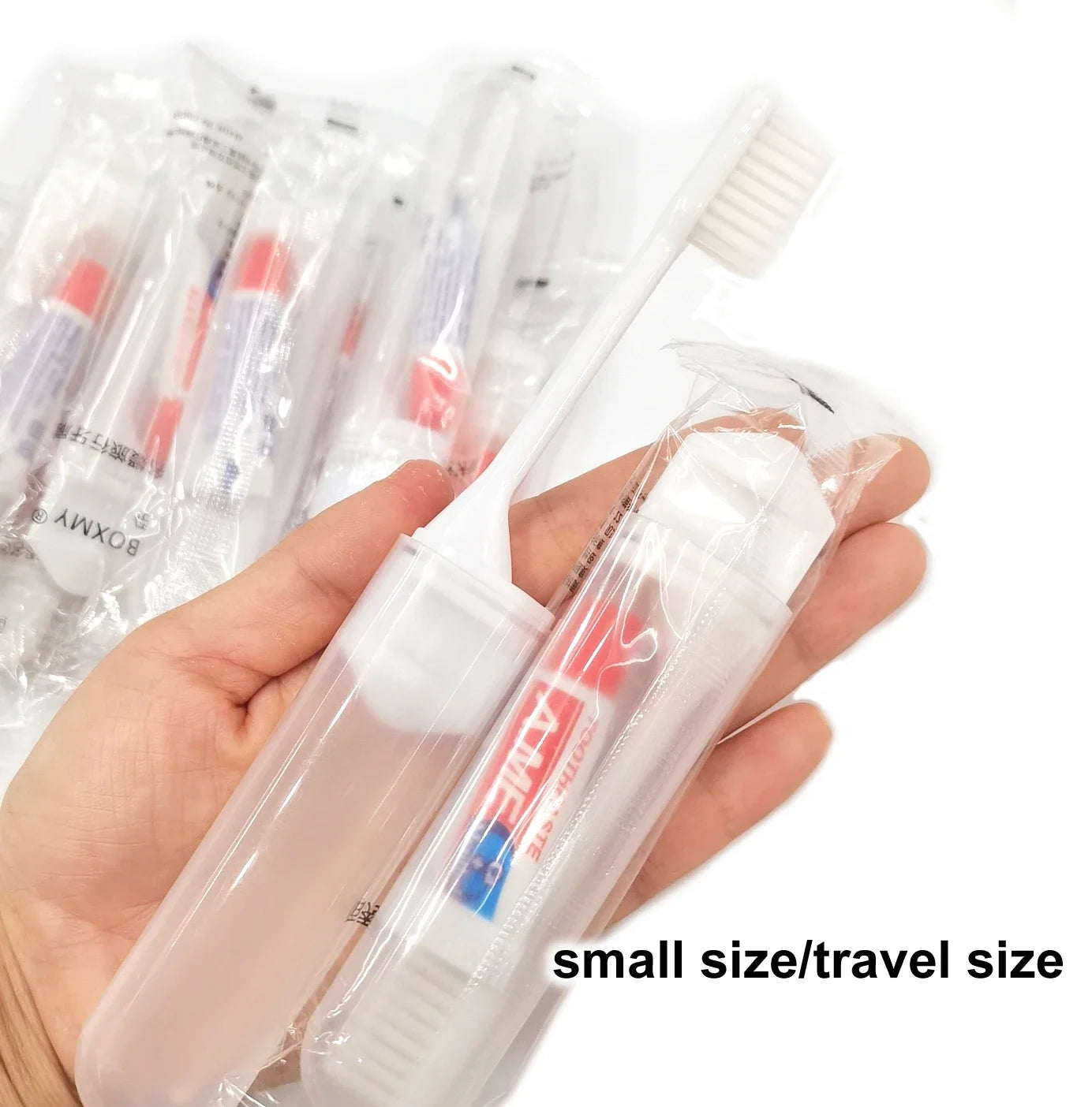Lot de 5PCS de Mini Brosses à Dents de Voyage - Dentifrice Inclus