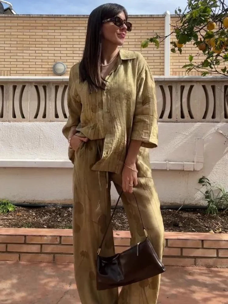 Ensemble léger chemise oversize et pantalon fluide - Motif Feuille