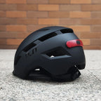 Casque Vélo avec Feu Arrière LED Rechargeable