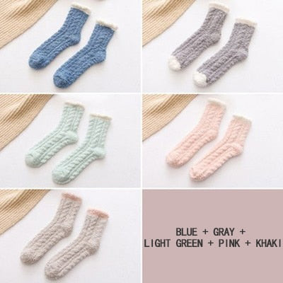 x5 Pastel fluffy socks