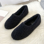 Indoor slippers made of genuine wool